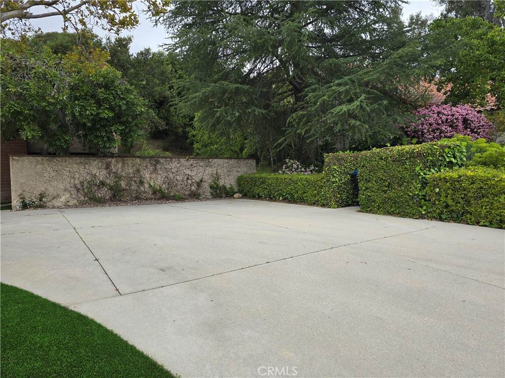https://bt-photos.global.ssl.fastly.net/socal/orig_boomver_1_443612717-2.jpg