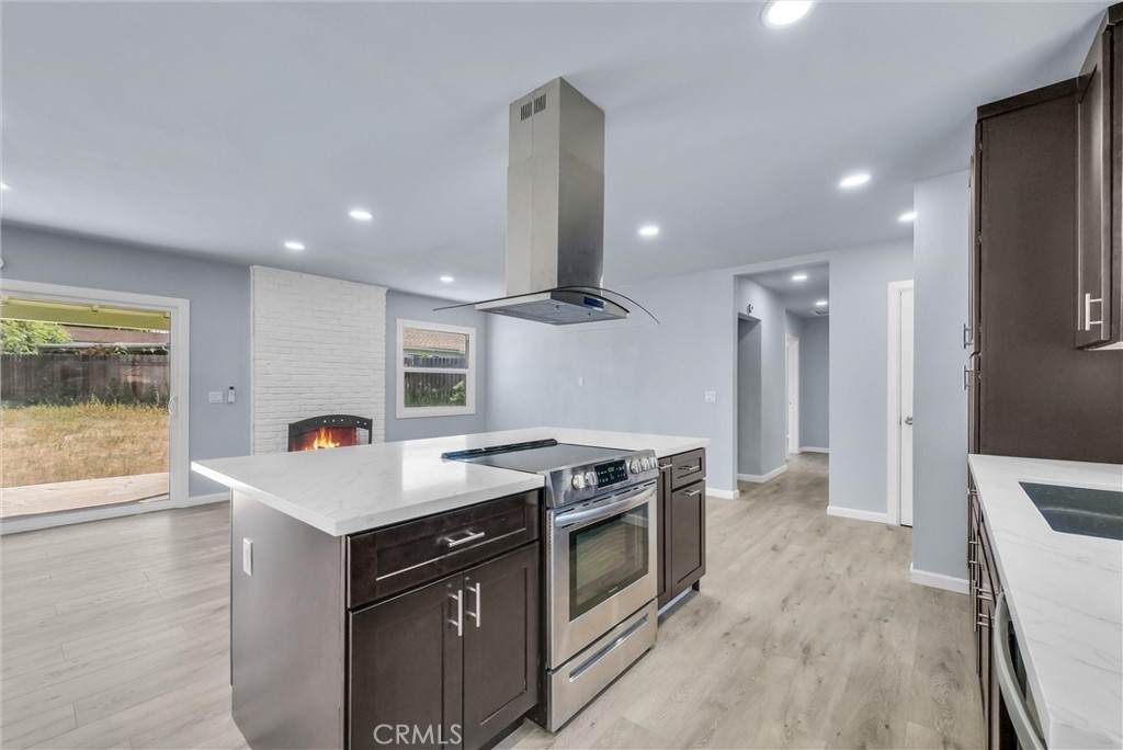 650 N Vogue - Photo 1