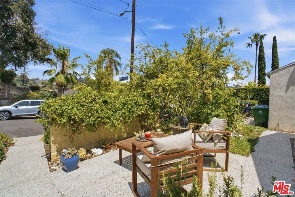 https://bt-photos.global.ssl.fastly.net/socal/orig_boomver_1_443654554-2.jpg