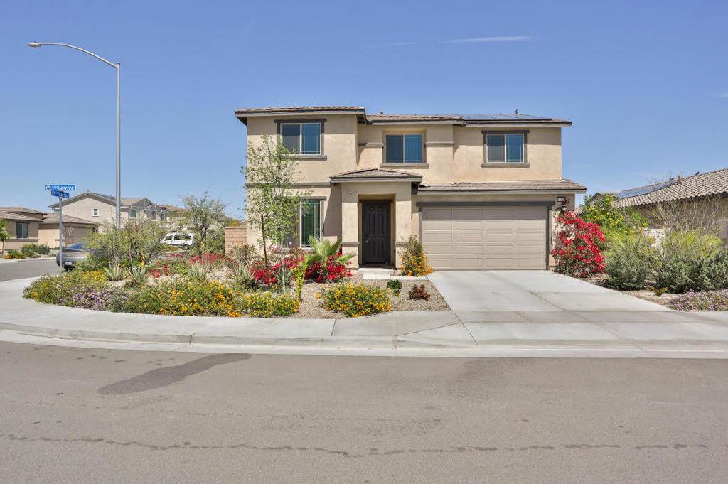 84422 Calle Larriva - Photo 1
