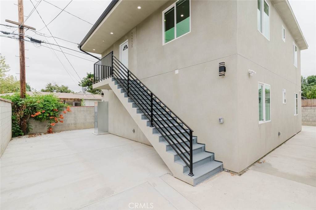 7732 Etiwanda - Photo 1