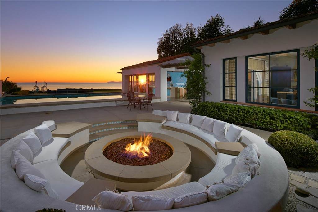 https://bt-photos.global.ssl.fastly.net/socal/orig_boomver_1_443722703-2.jpg
