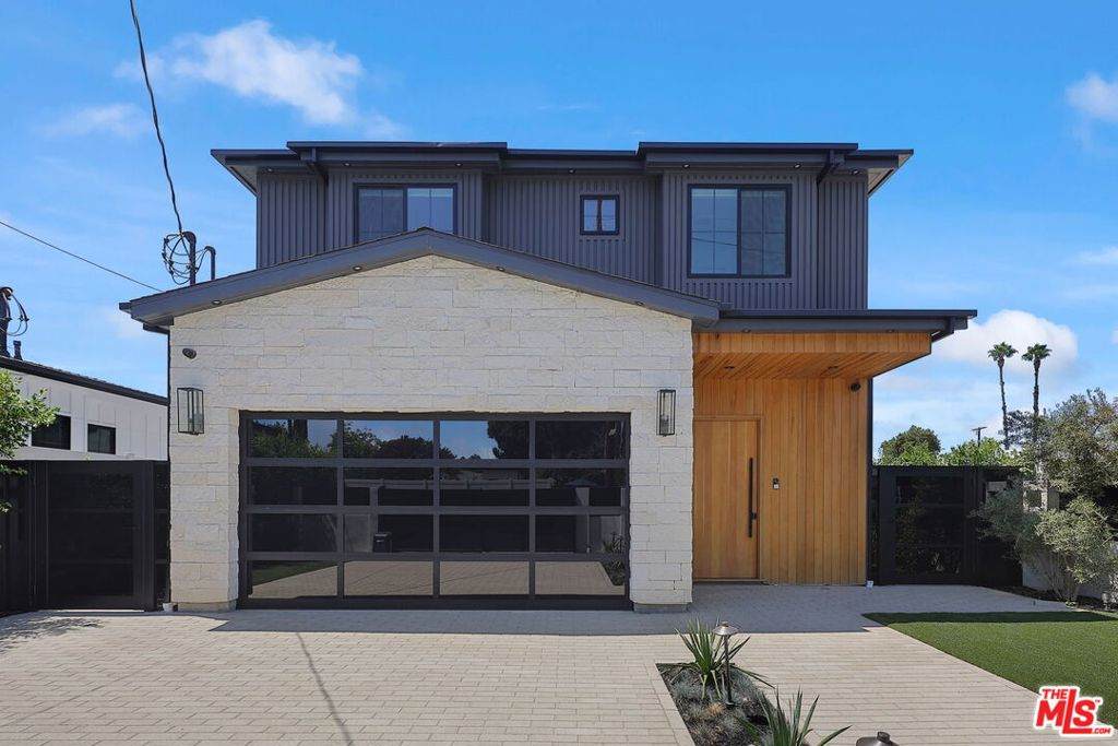 5917 Rhodes Avenue - Photo 1