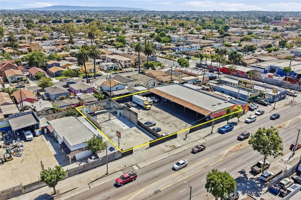 818 828 Manchester Avenue - Photo 1
