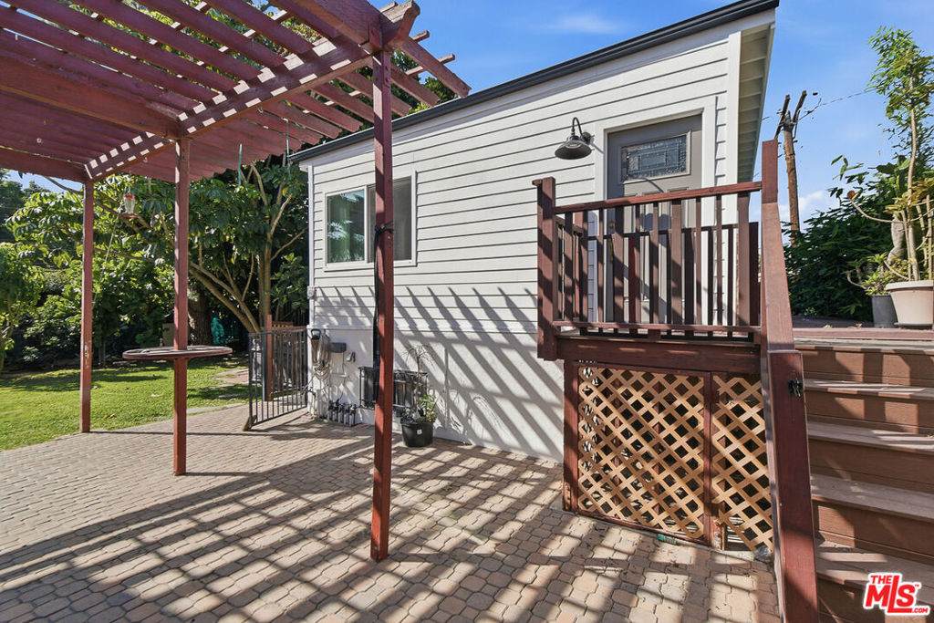 1301 Angelus Avenue - Photo 1