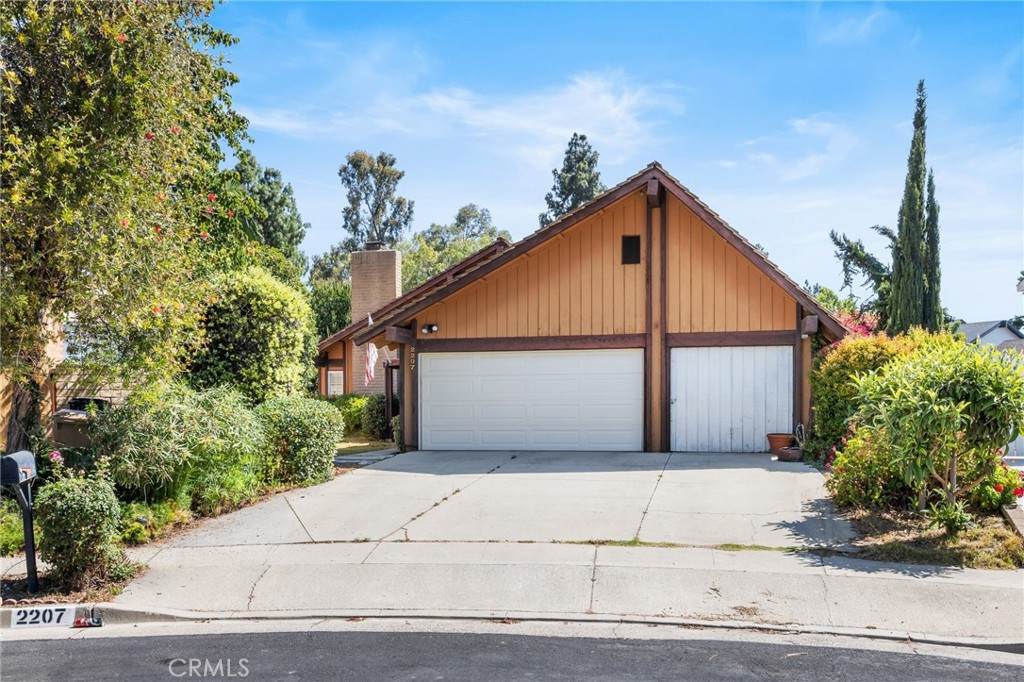 2207 Meadow - Photo 1