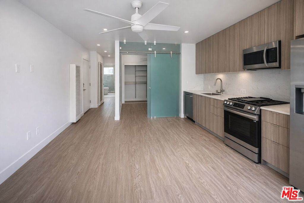 1433 Euclid Street - Photo 1