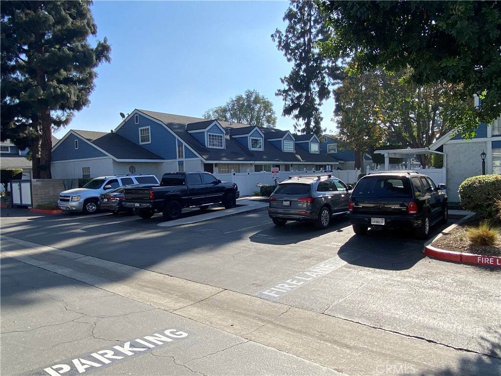 https://bt-photos.global.ssl.fastly.net/socal/orig_boomver_1_444037017-2.jpg