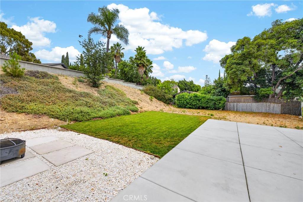 https://bt-photos.global.ssl.fastly.net/socal/orig_boomver_1_444046244-2.jpg