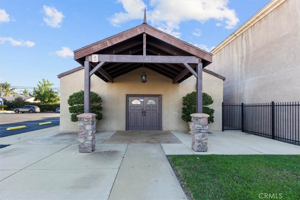 11385 Cedar Avenue - Photo 1