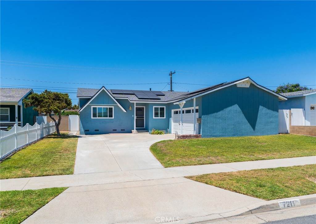 https://bt-photos.global.ssl.fastly.net/socal/orig_boomver_1_444167018-2.jpg