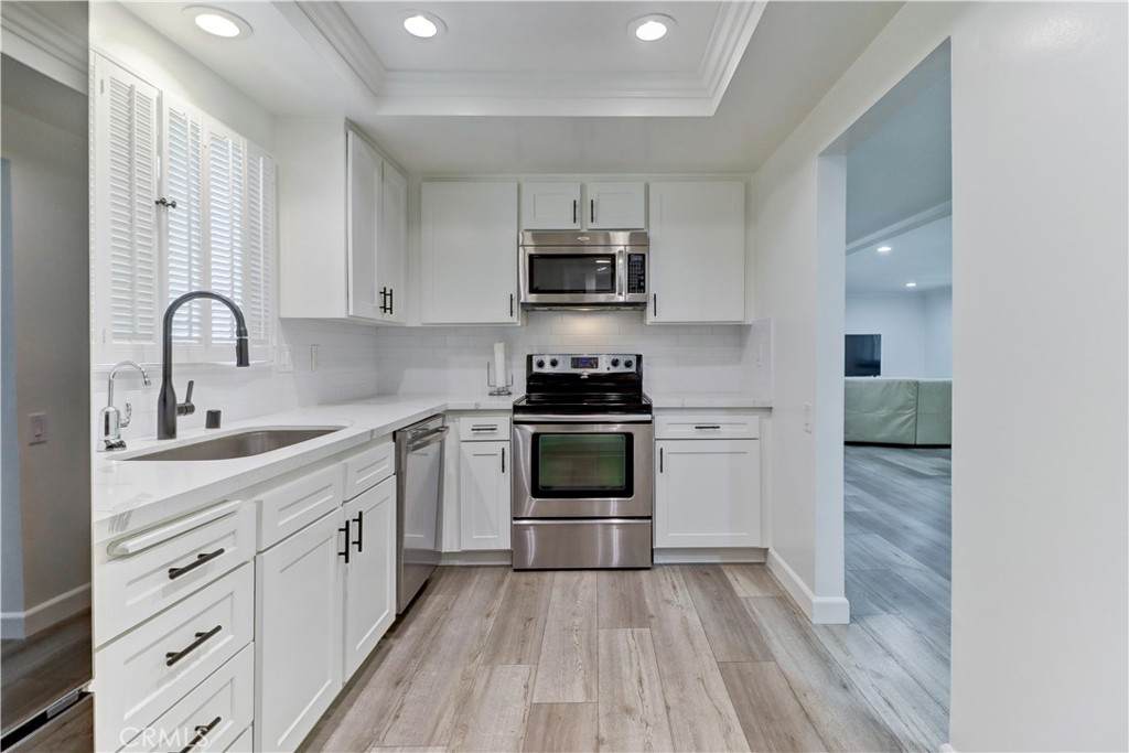 5515 Paseo Del Lago W 2G - Photo 1