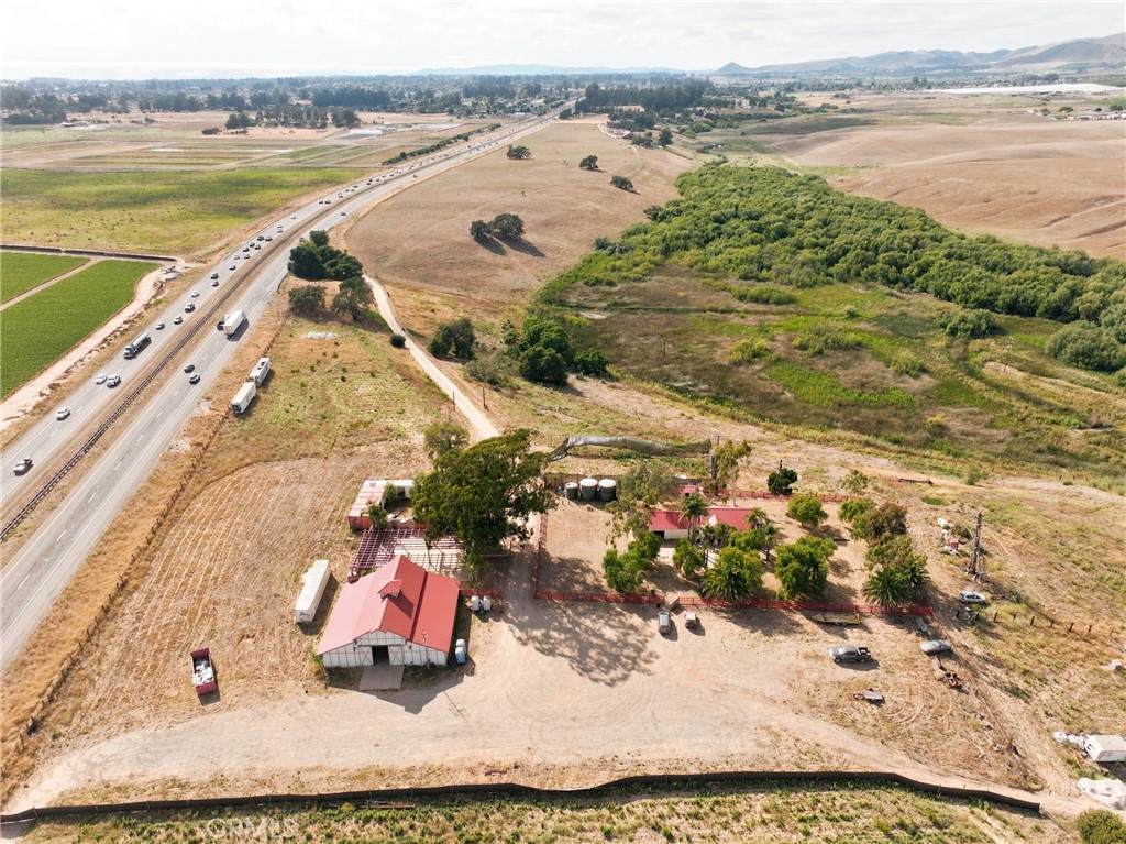https://bt-photos.global.ssl.fastly.net/socal/orig_boomver_1_444206217-2.jpg