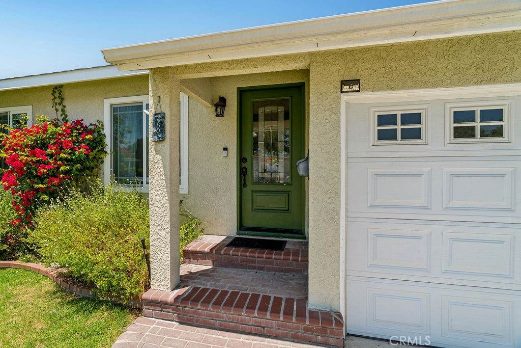 4807 Radnor - Photo 1