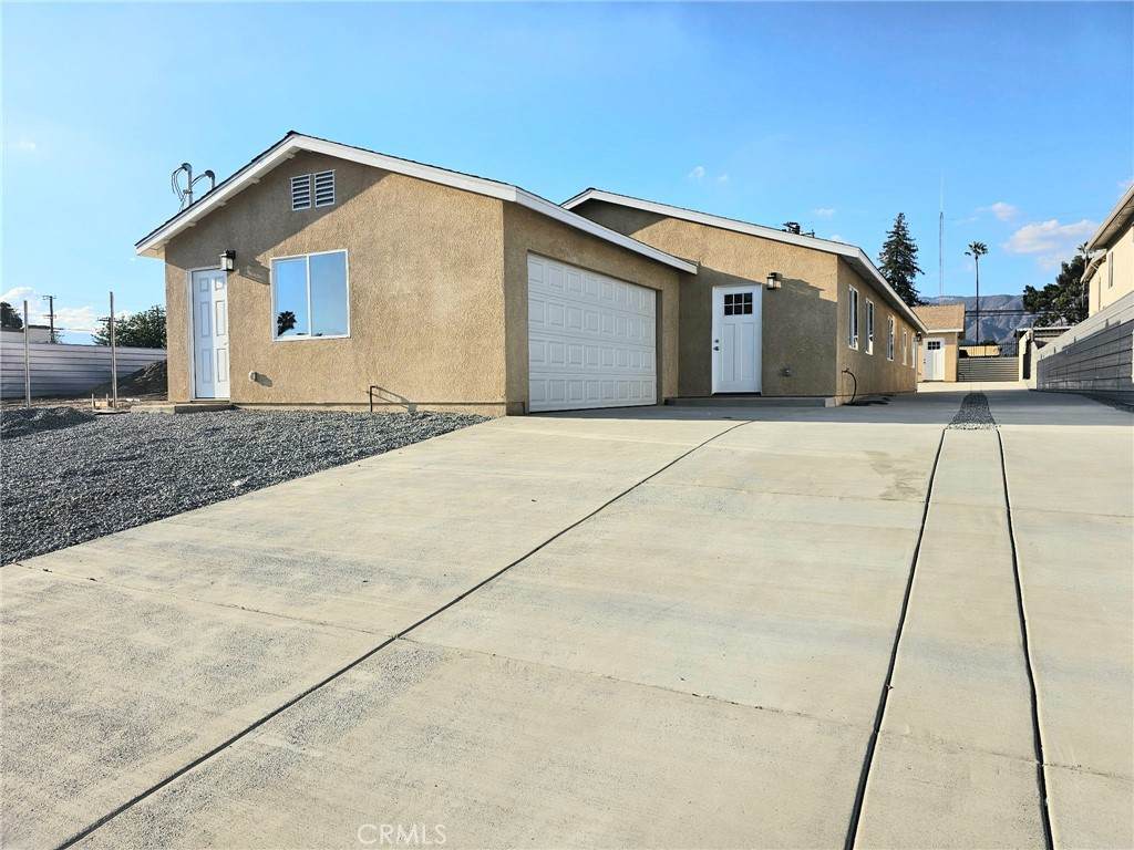 648 21st Street - Photo 1