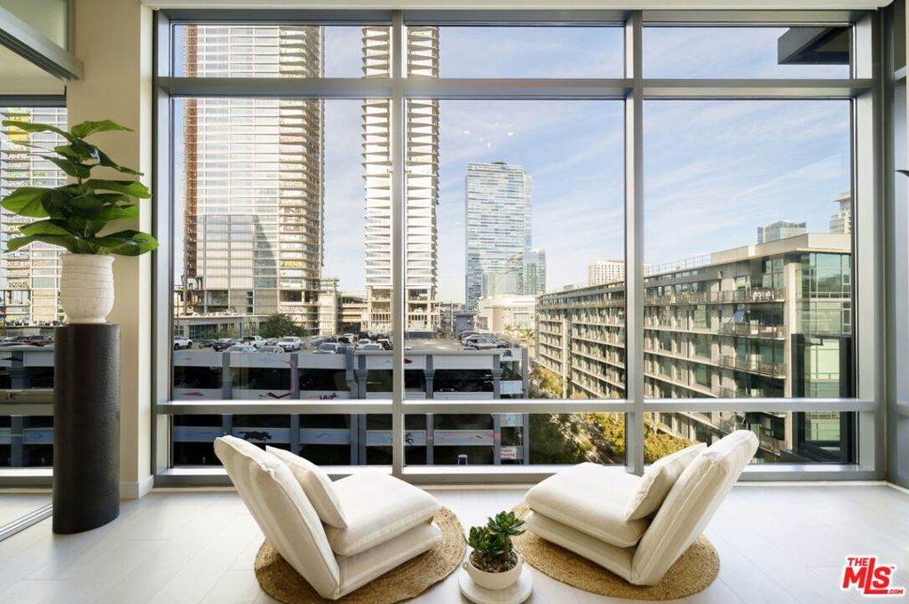 1100 Hope Street - Photo 1