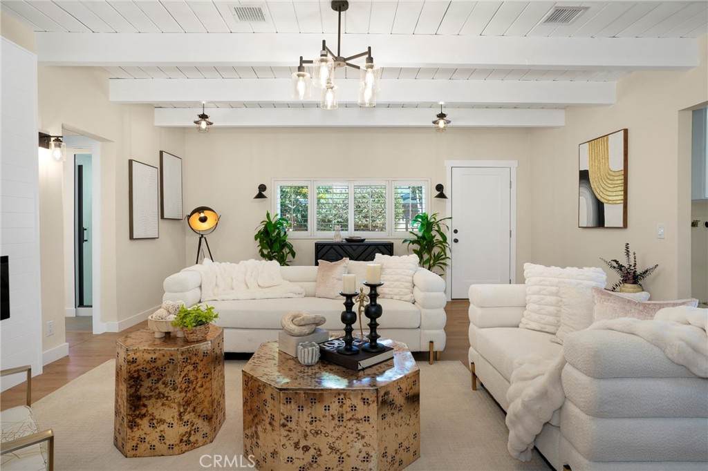 https://bt-photos.global.ssl.fastly.net/socal/orig_boomver_1_444326714-2.jpg
