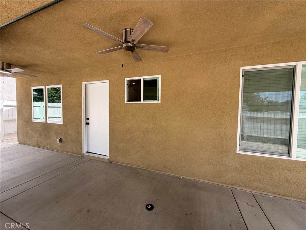 3436 Pontiac - Photo 1