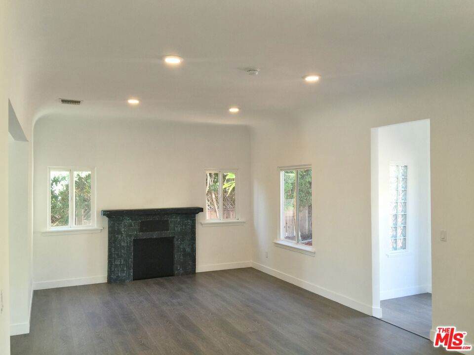 https://bt-photos.global.ssl.fastly.net/socal/orig_boomver_1_444530155-2.jpg