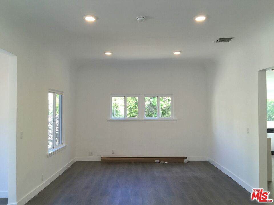 https://bt-photos.global.ssl.fastly.net/socal/orig_boomver_1_444530155-2.jpg