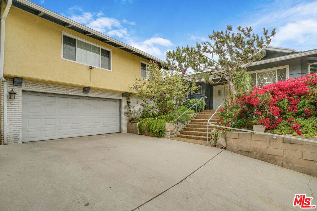 https://bt-photos.global.ssl.fastly.net/socal/orig_boomver_1_444544586-2.jpg