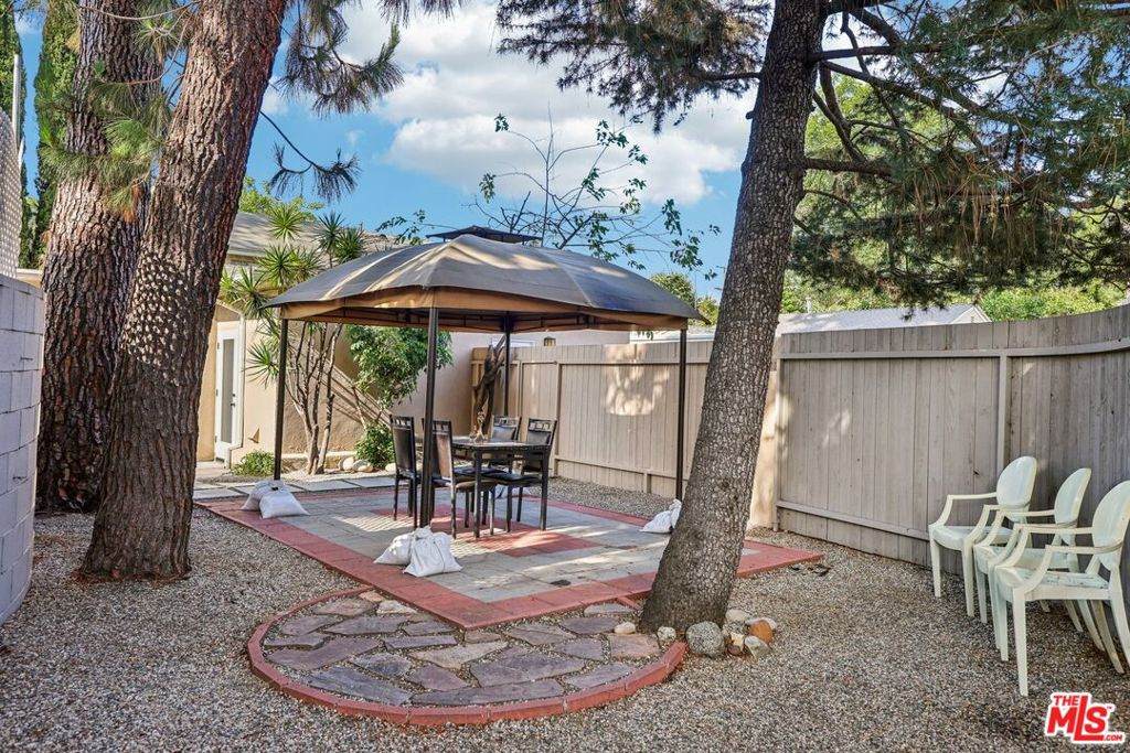 6727 1/2 Orion Avenue - Photo 1