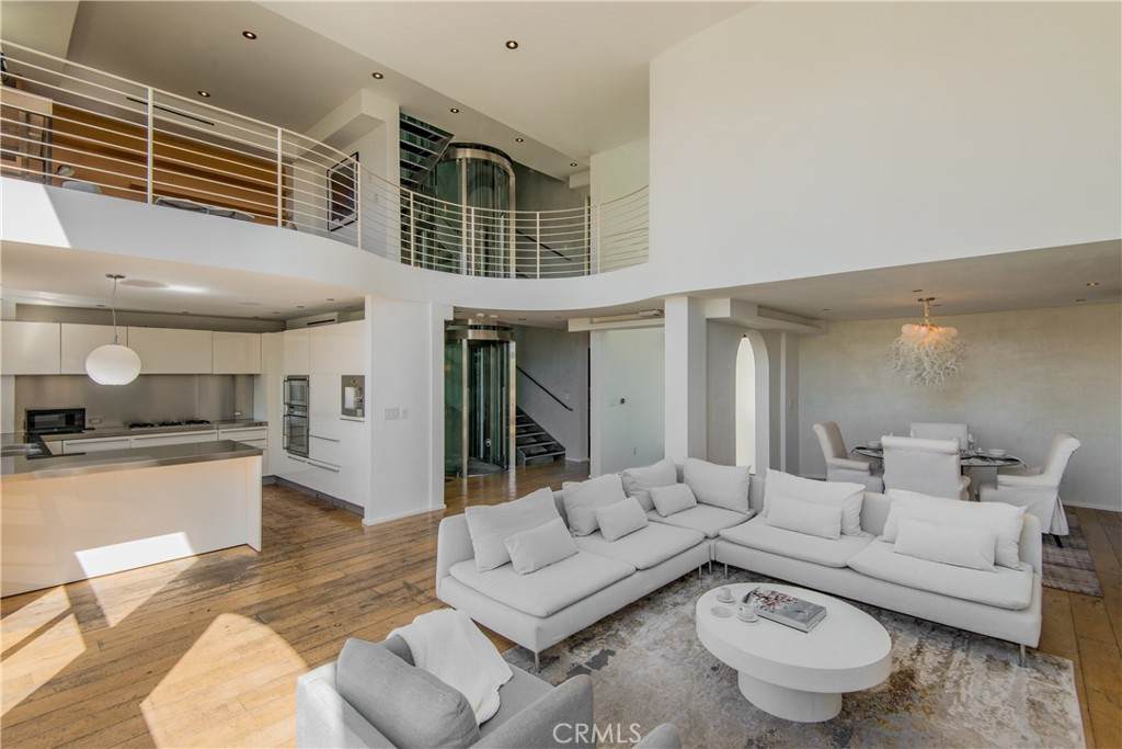 11 Marine Terrace - Photo 1