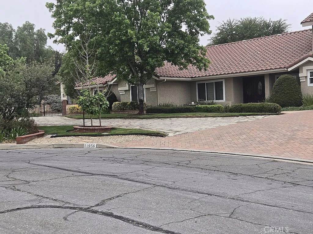 https://bt-photos.global.ssl.fastly.net/socal/orig_boomver_1_444571614-2.jpg