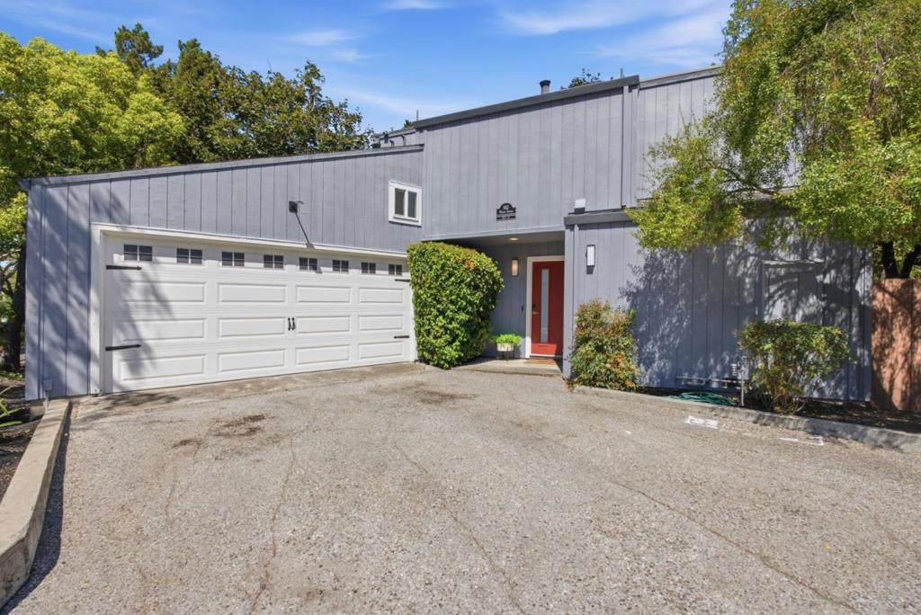 982 Wright Avenue - Photo 1