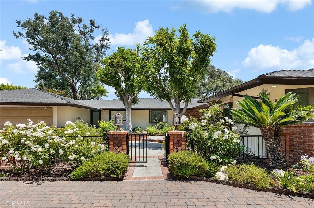 850 Chula Vista - Photo 1