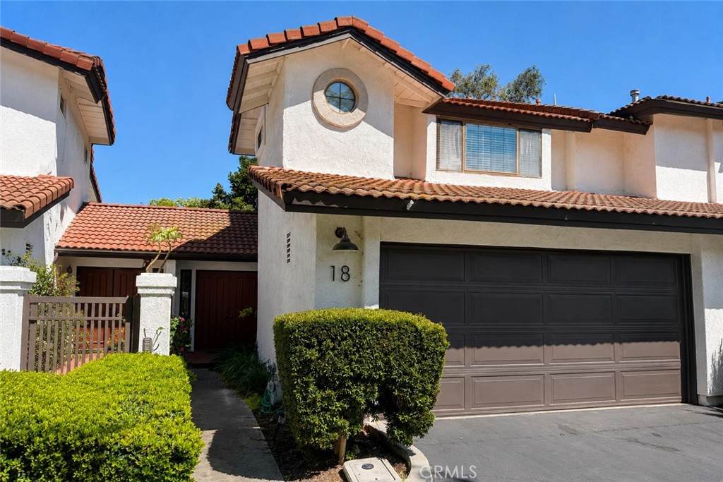 18 Clover Hill Lane - Photo 1