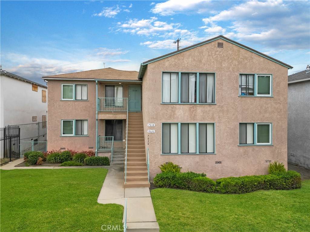 7018 La Tijera Boulevard - Photo 1