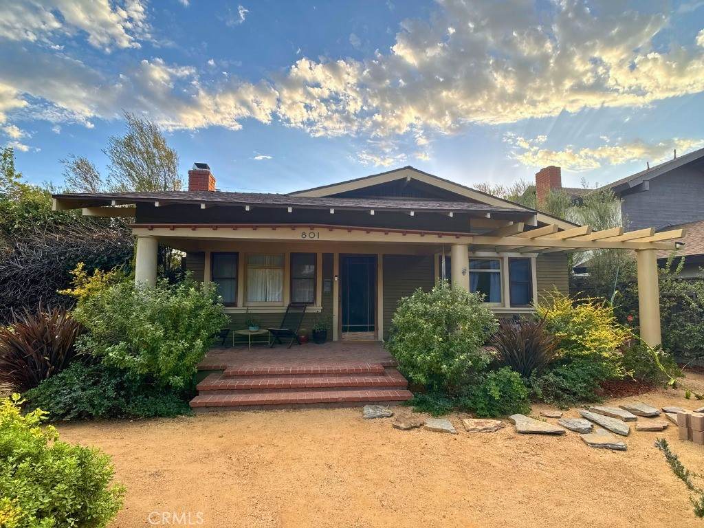 801 Dawson - Photo 1