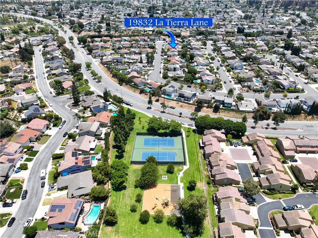 https://bt-photos.global.ssl.fastly.net/socal/orig_boomver_1_444631014-2.jpg