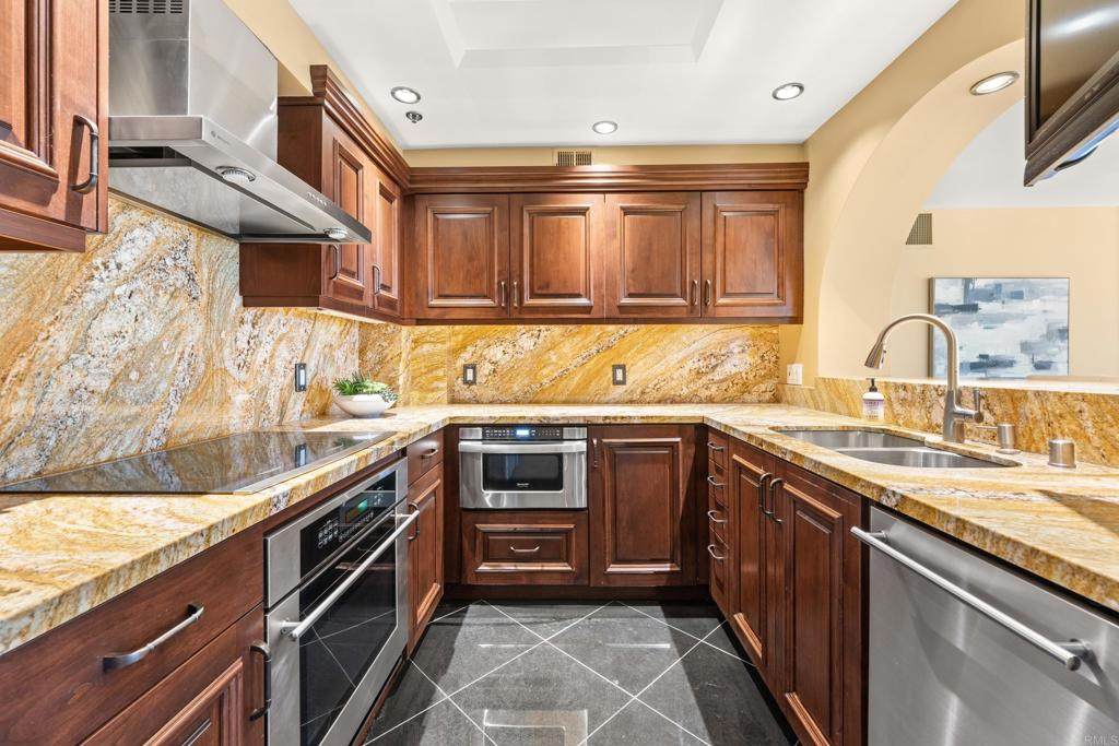 200 Harbor Drive - Photo 1