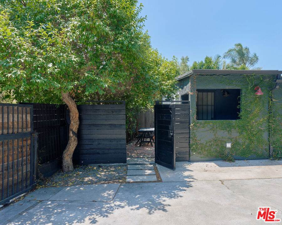 2715 Guirado Street - Photo 1