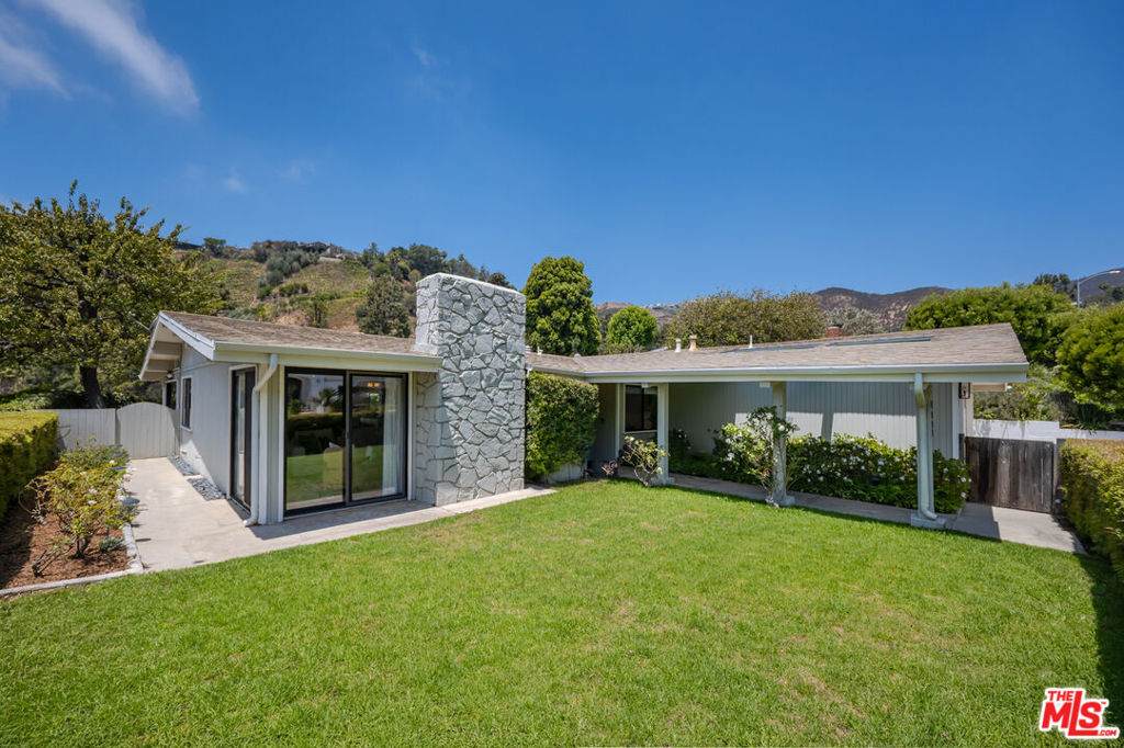 1231 El Hito Circle - Photo 1