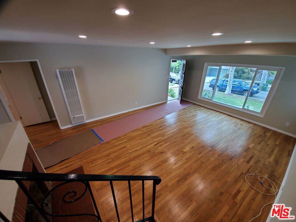 https://bt-photos.global.ssl.fastly.net/socal/orig_boomver_1_444698709-2.jpg