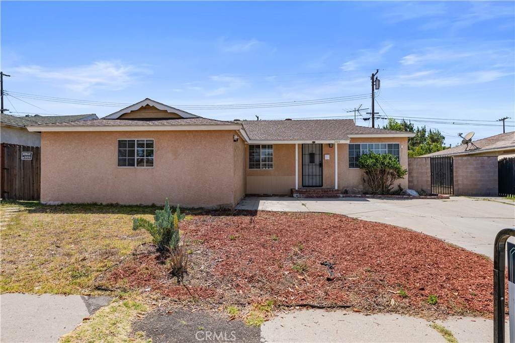 2445 Recinto - Photo 1