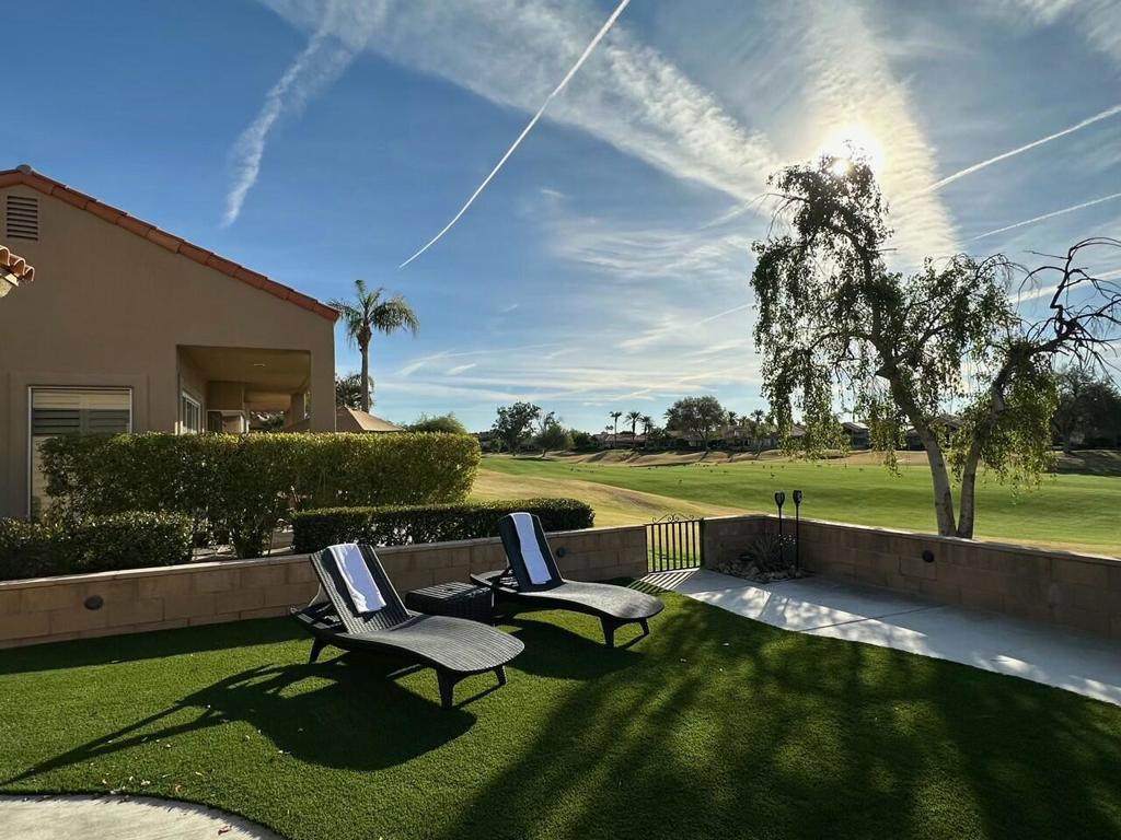 65 La Costa Drive - Photo 1