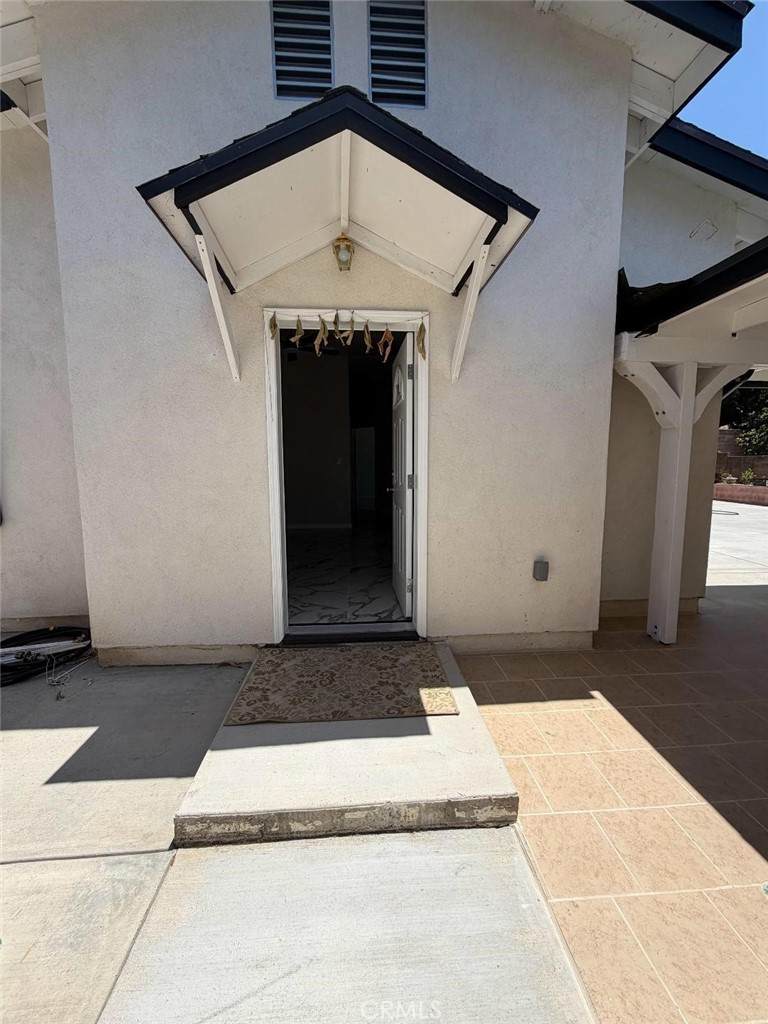 10600 Hillview - Photo 1