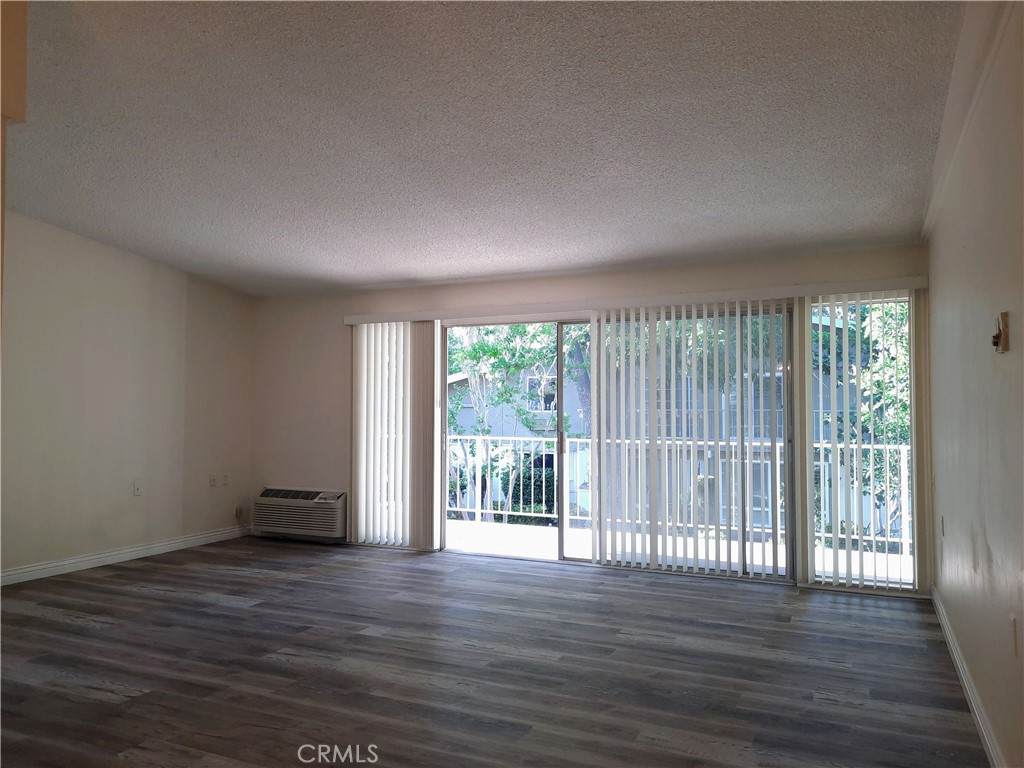 https://bt-photos.global.ssl.fastly.net/socal/orig_boomver_1_444790881-2.jpg
