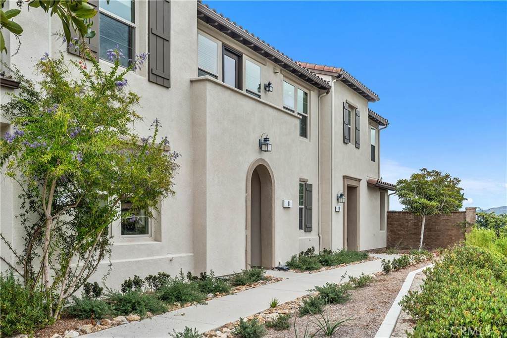 https://bt-photos.global.ssl.fastly.net/socal/orig_boomver_2_444807179-2.jpg