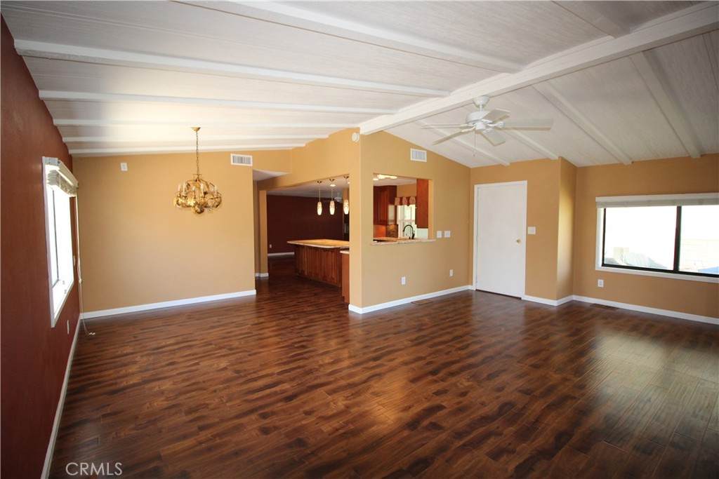https://bt-photos.global.ssl.fastly.net/socal/orig_boomver_1_444815339-2.jpg