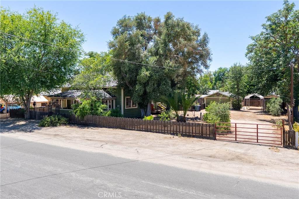 155 N 2nd Street - Photo 1