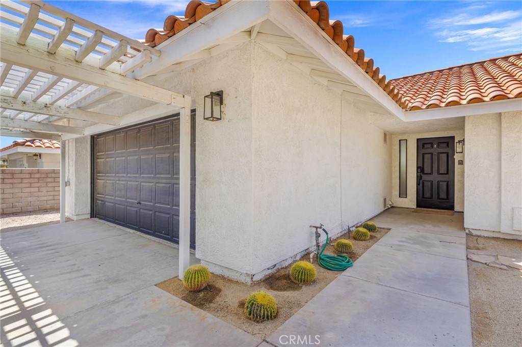 1489 E Francis Drive - Photo 1