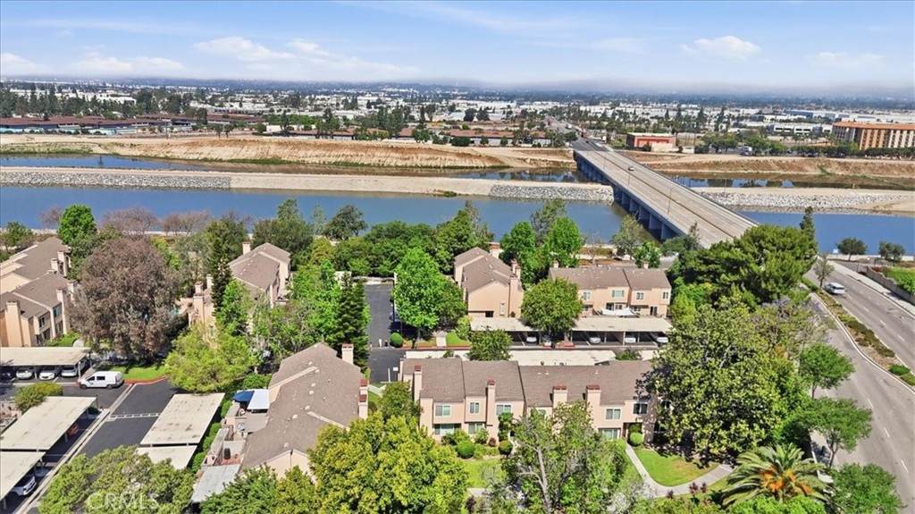 https://bt-photos.global.ssl.fastly.net/socal/orig_boomver_1_444867946-2.jpg