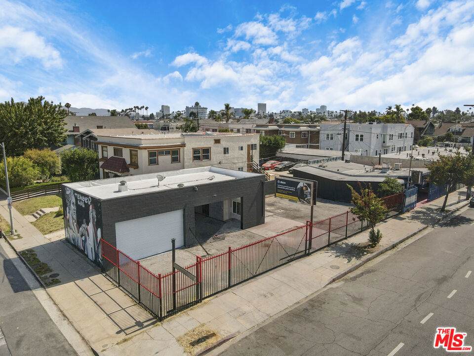 https://bt-photos.global.ssl.fastly.net/socal/orig_boomver_1_444869594-2.jpg