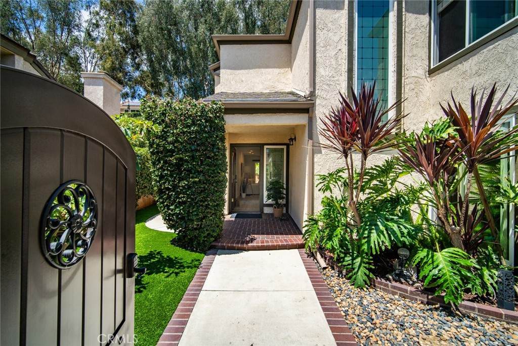 https://bt-photos.global.ssl.fastly.net/socal/orig_boomver_1_444882457-2.jpg