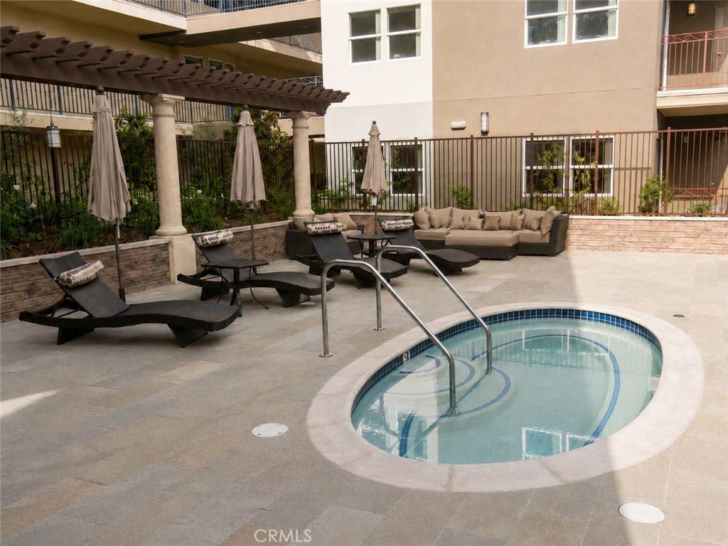 https://bt-photos.global.ssl.fastly.net/socal/orig_boomver_1_444889786-2.jpg